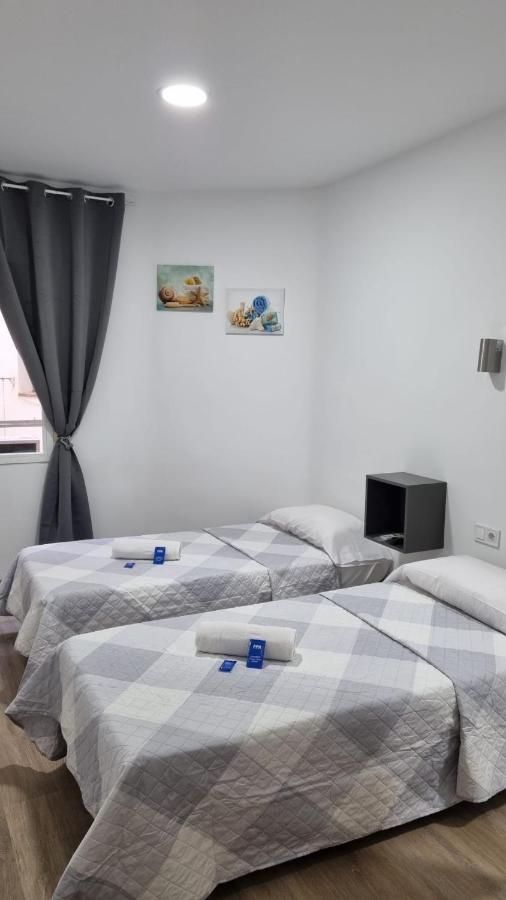 Hostal Vara Madrid Extérieur photo